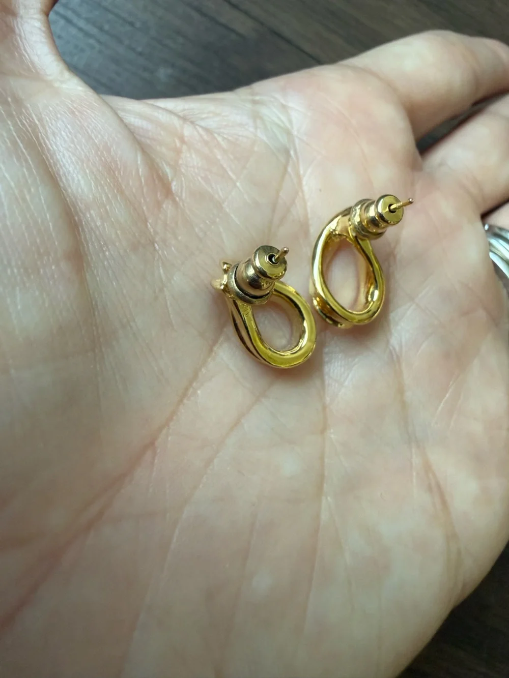 Trifari Gold Tone Twisted Loop Knot Stud Earrings 14k Gold Posts
